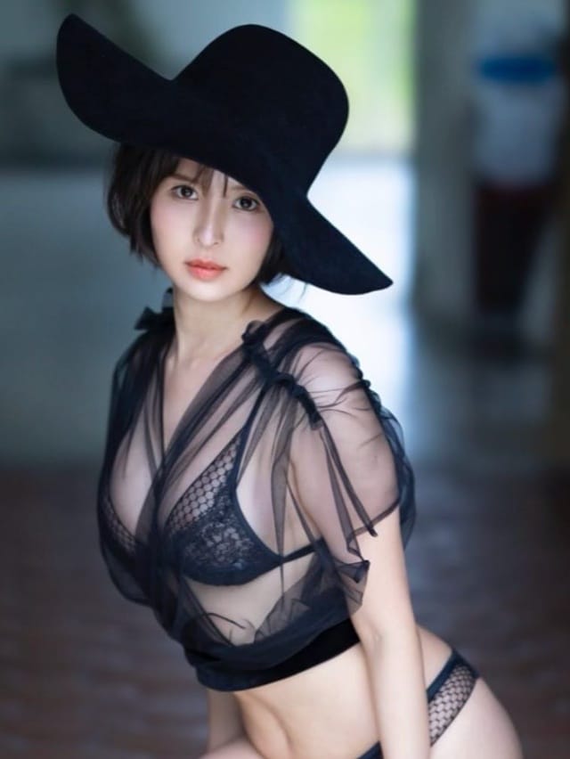 葵つかさ