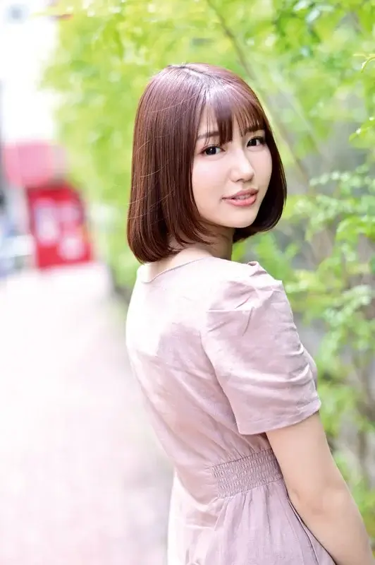 唯井まひろ